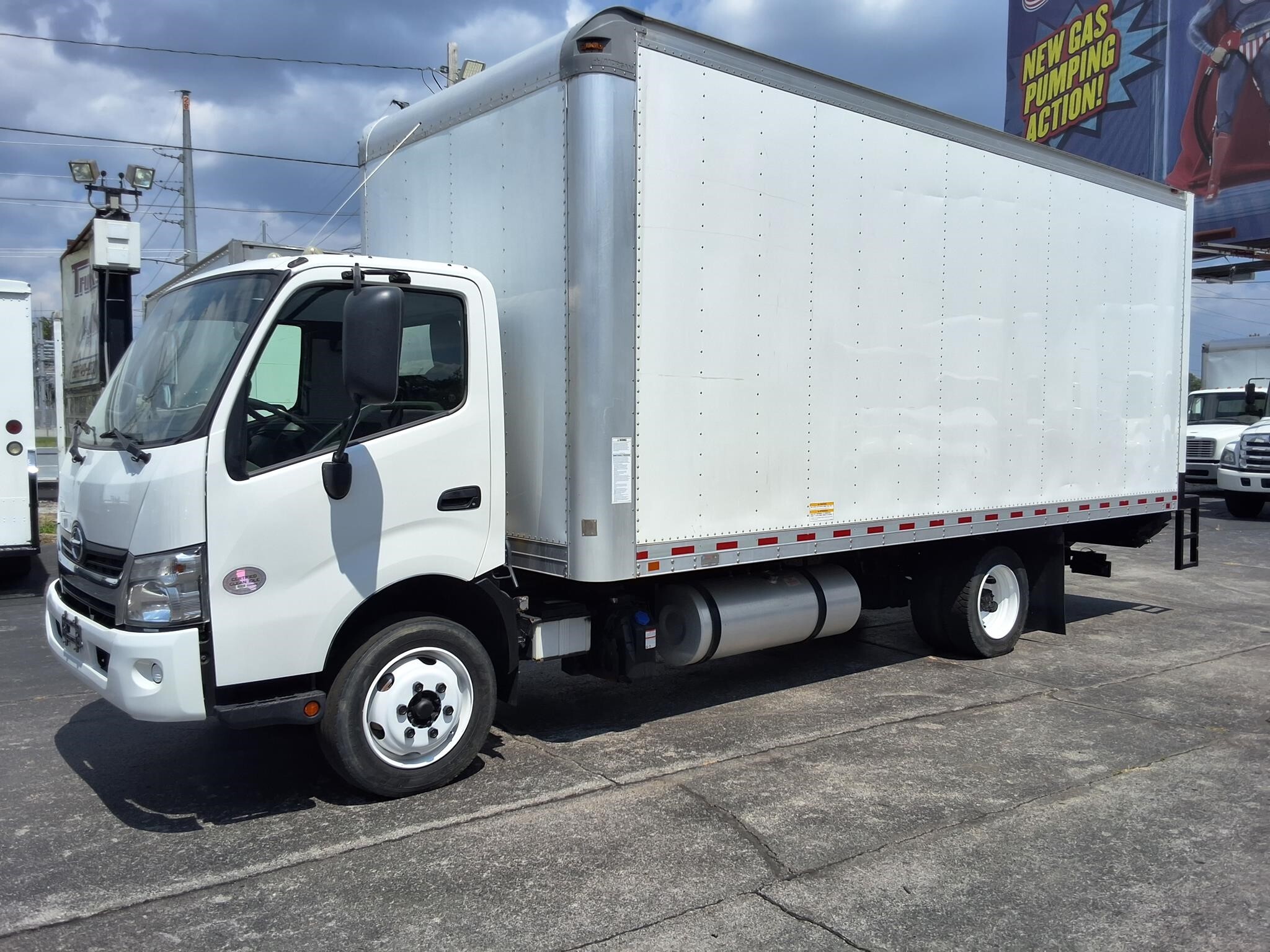 2020 HINO 195 in Fort Wayne, IN