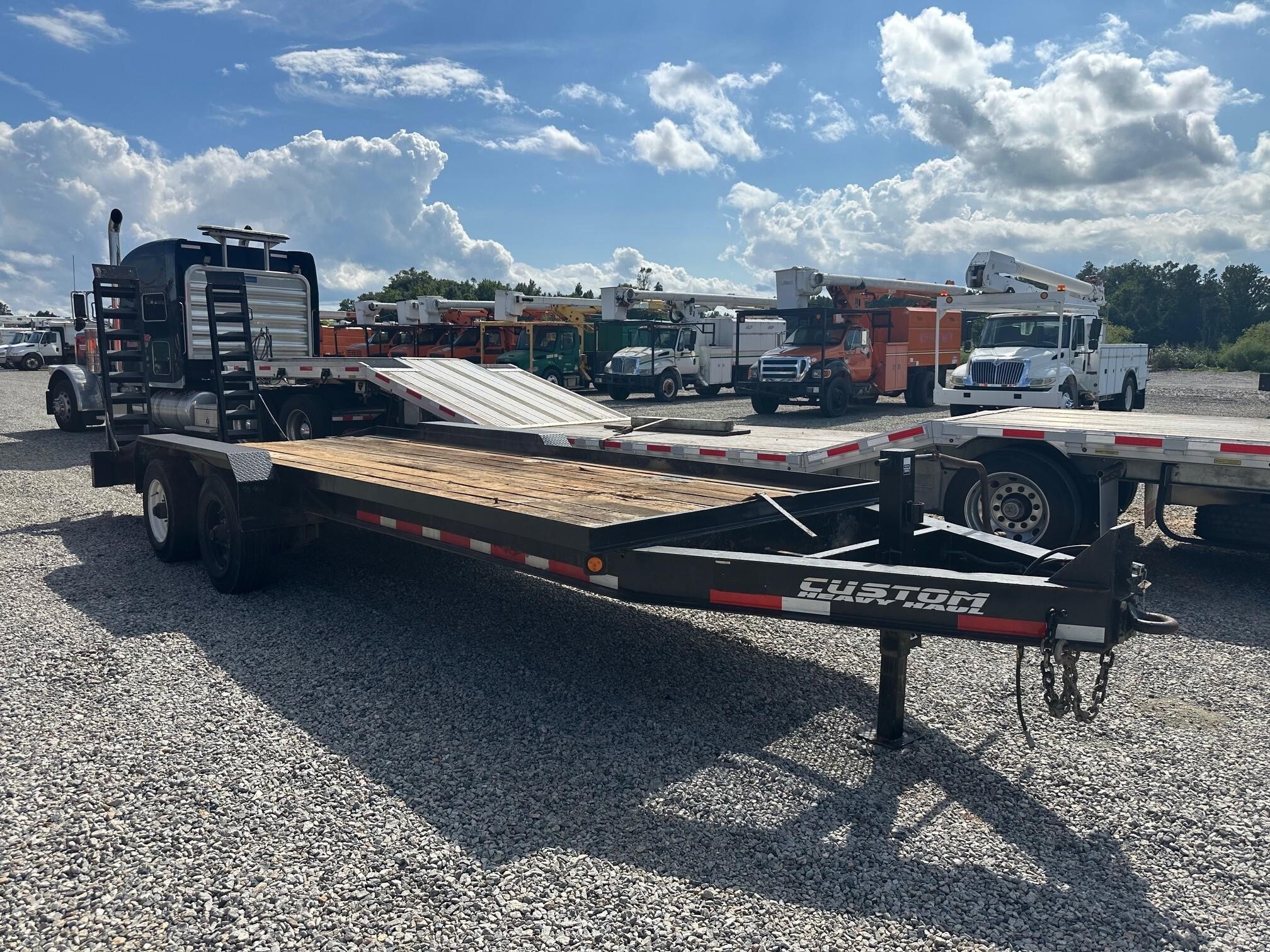 2020 LUCON 12TI92FCBW in Chatham, VA
