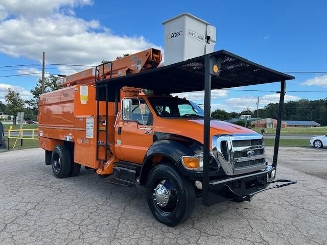 2015 FORD F750 in Chatham, VA