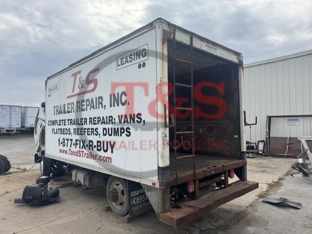 2006 SUPREME 16 FT in Crete, IL