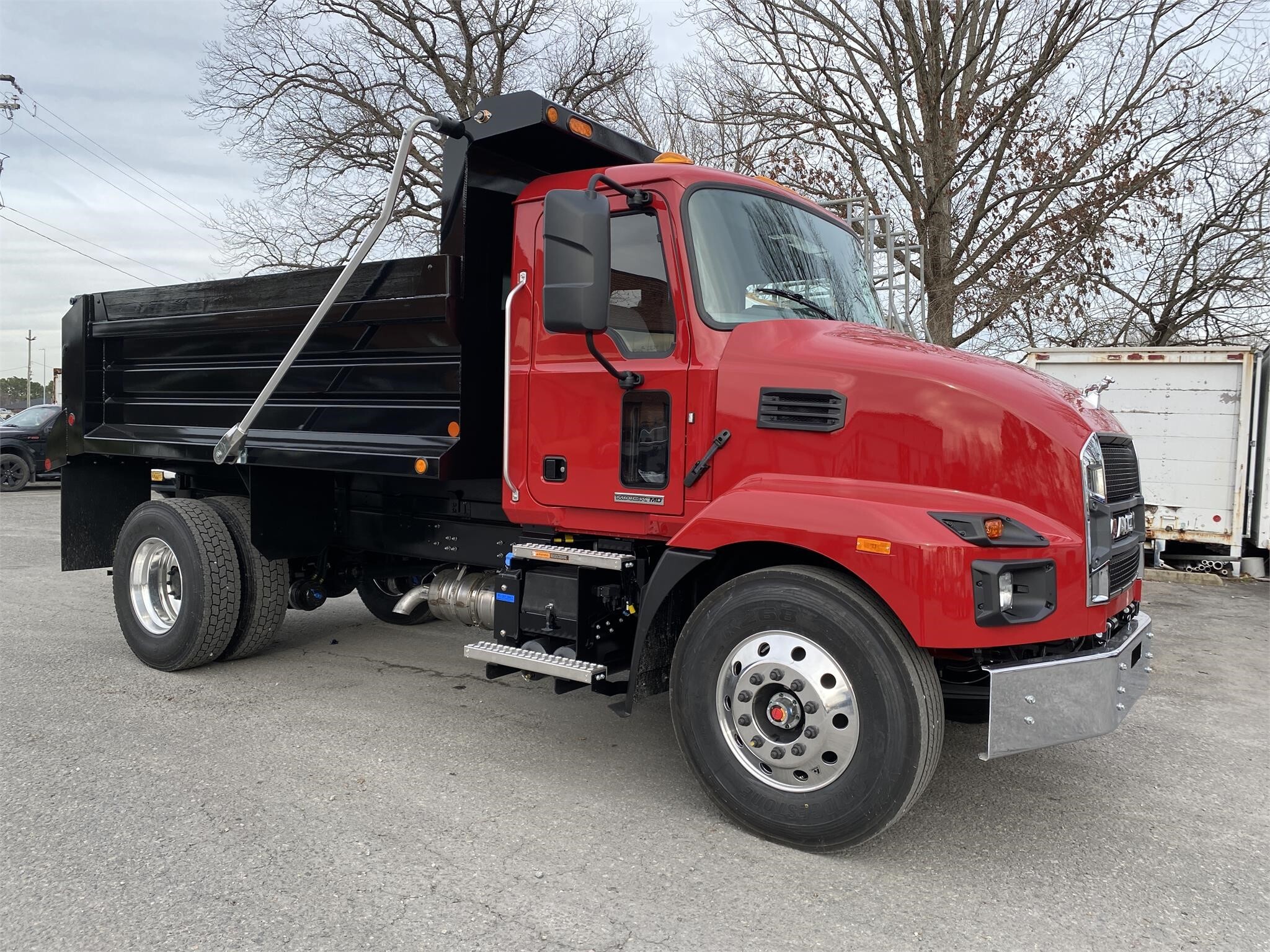 2027 MACK MD7 in Chesapeake, VA