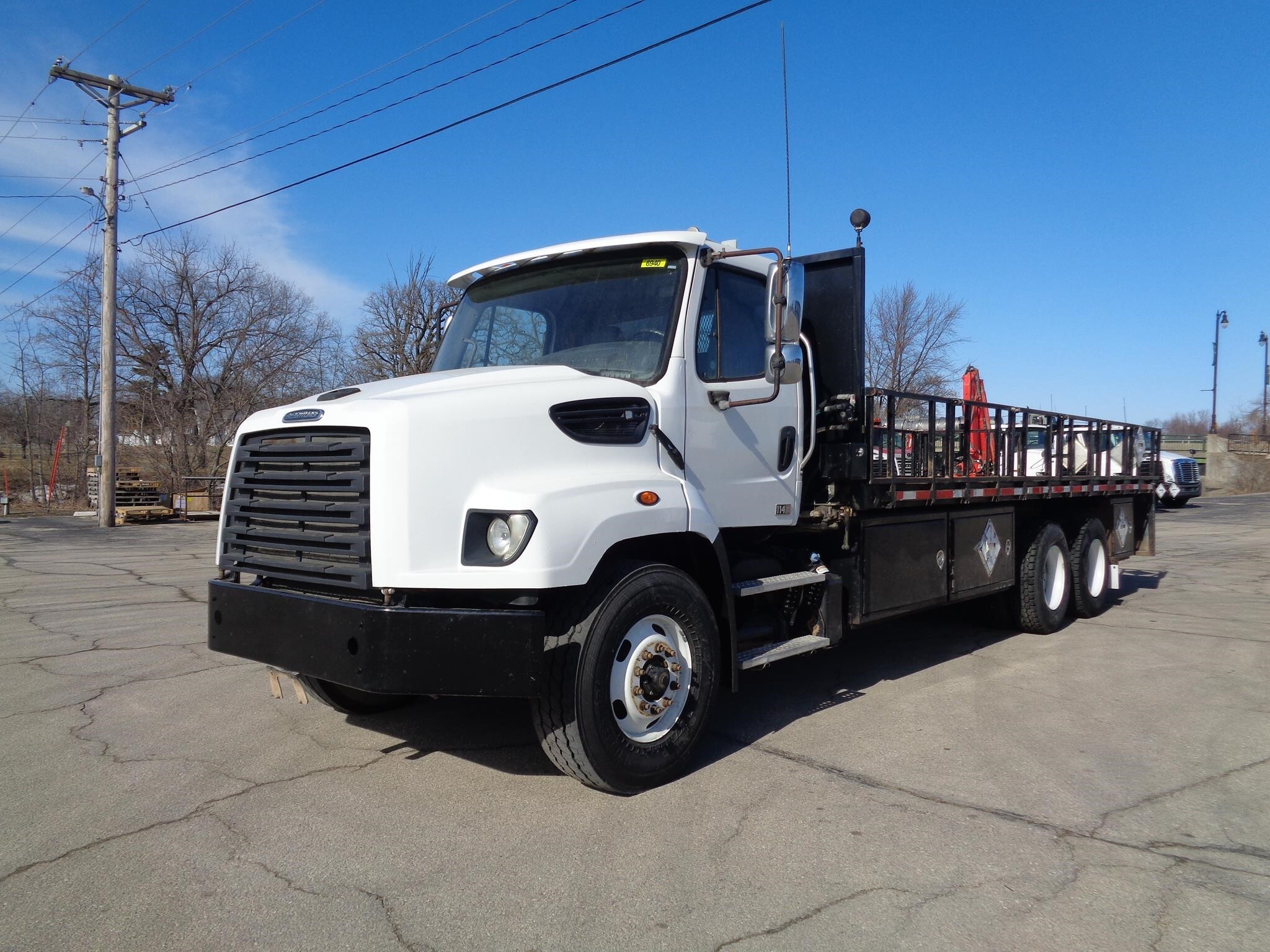 2017 FREIGHTLINER 114 SD in Fairbank, IA