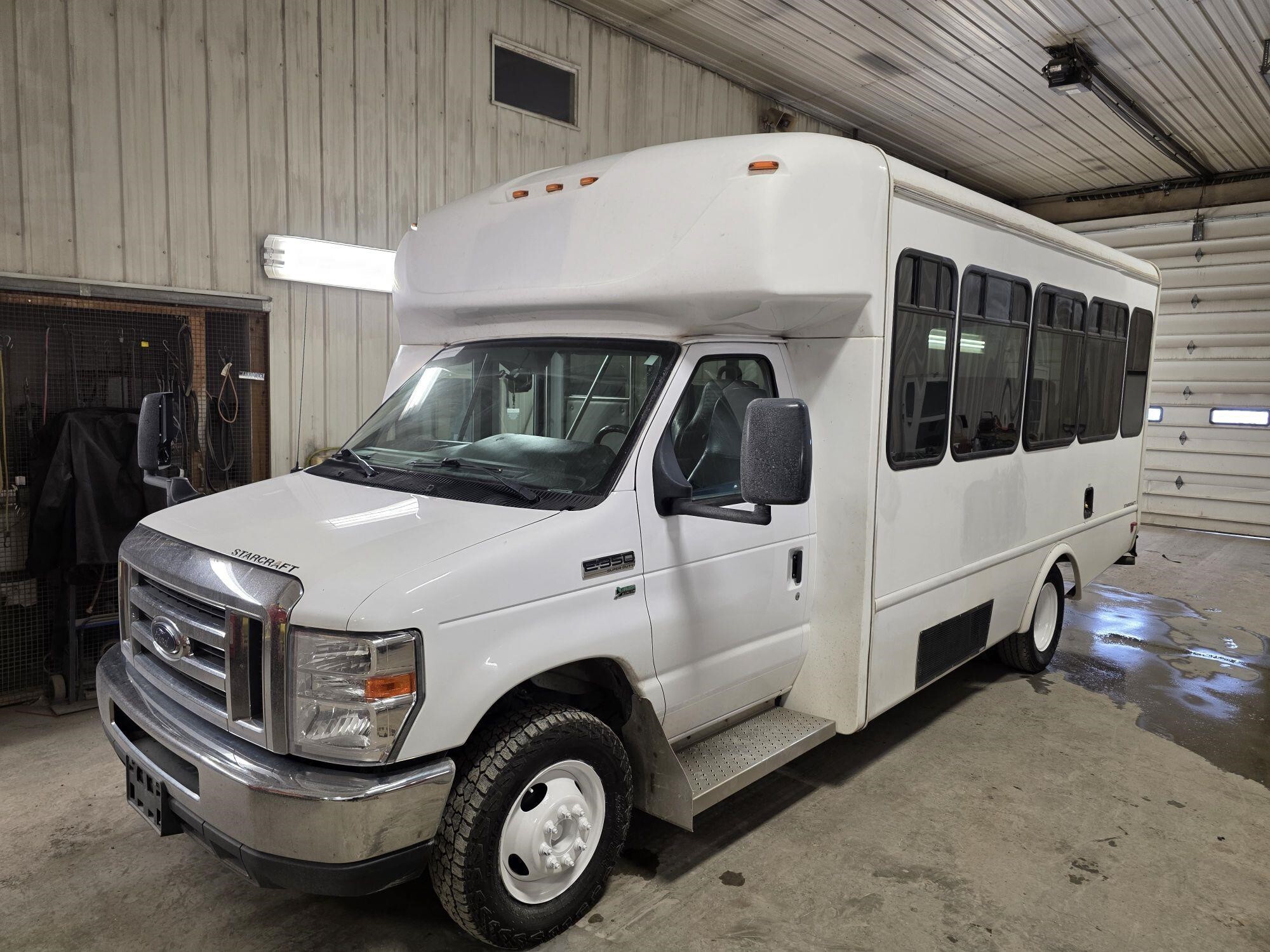 2019 FORD ECONOLINE in Duncansville, PA