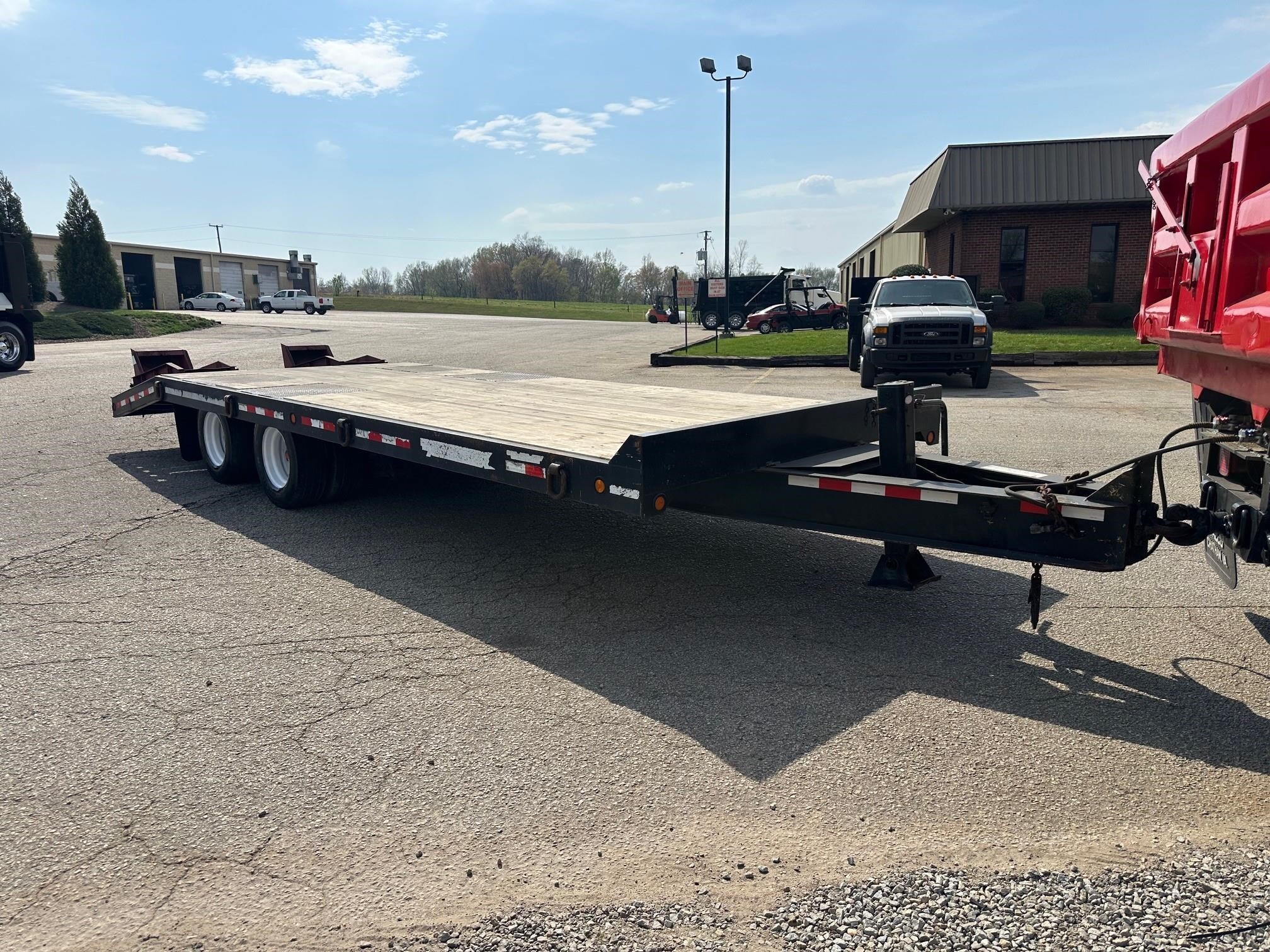 2016 TOWMASTER T-40LP in Chatham, VA