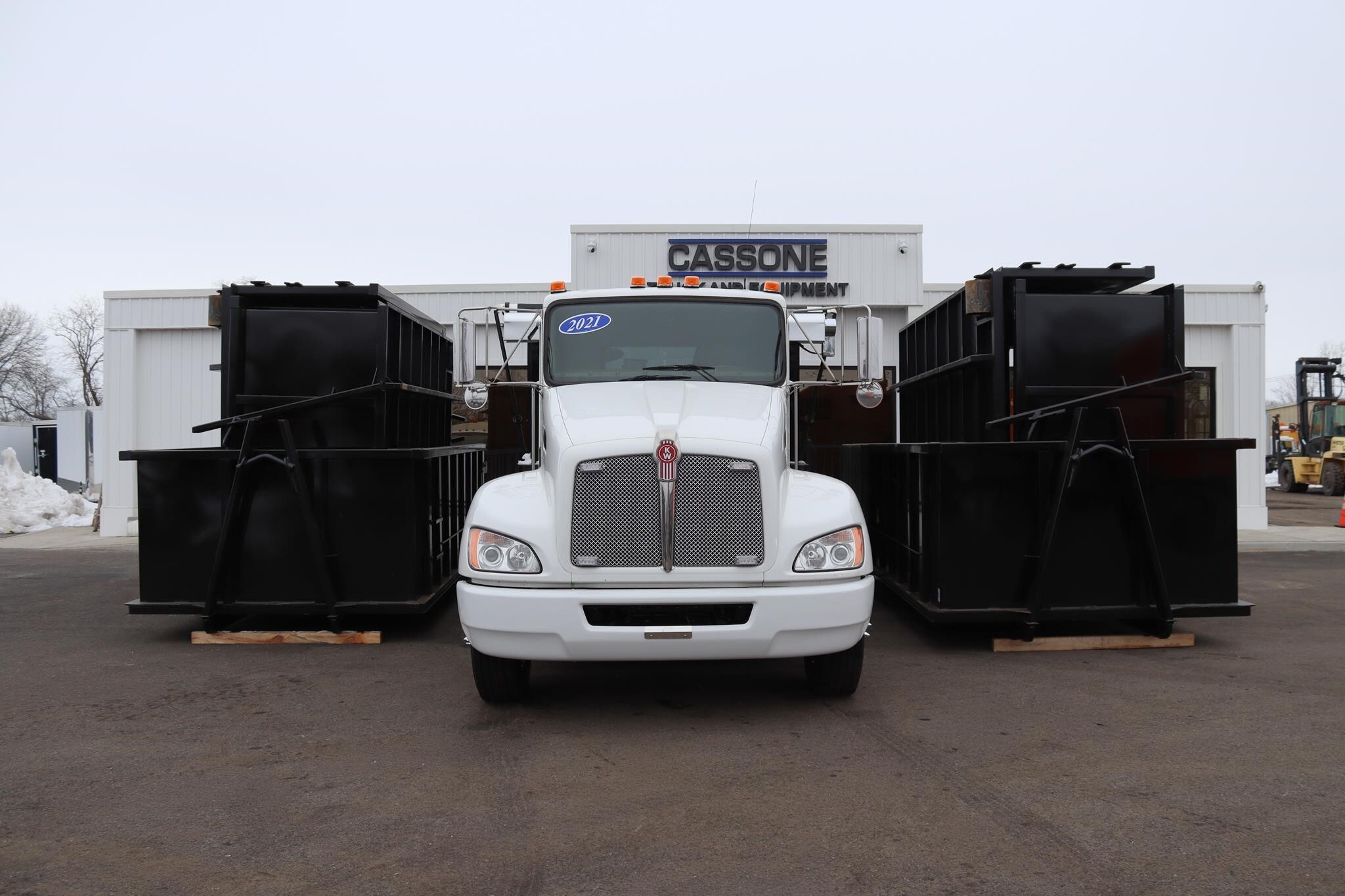 2021 KENWORTH T270 in Ronkonkoma, NY