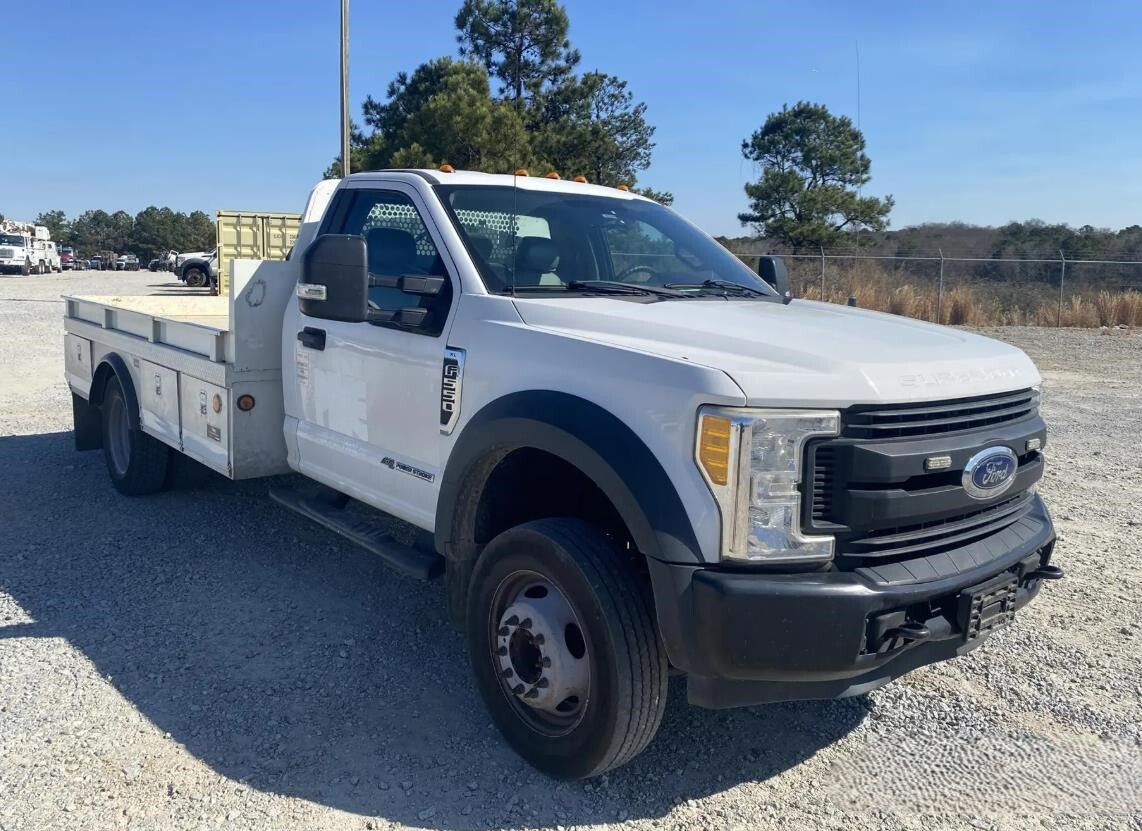 2017 FORD F550 XL in Miami, FL