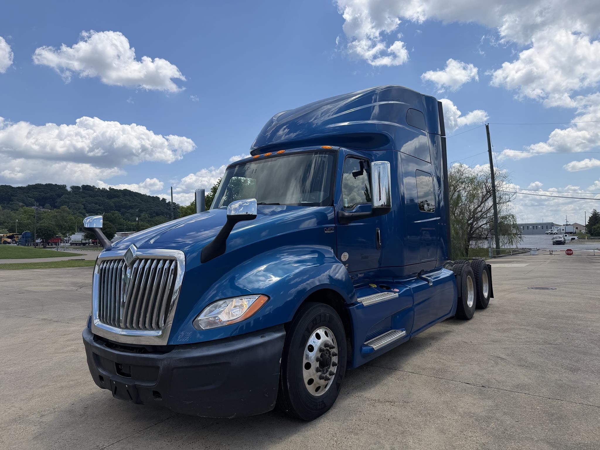2021 INTERNATIONAL LT in Chattanooga, TN