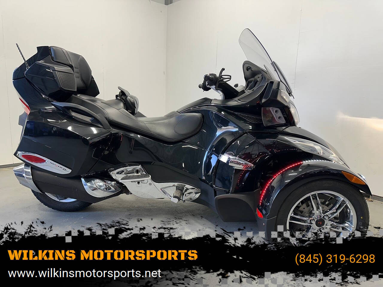 2011 Can-Am SPYDER RT-S SE5 RT-S SE5 in Patterson, NY