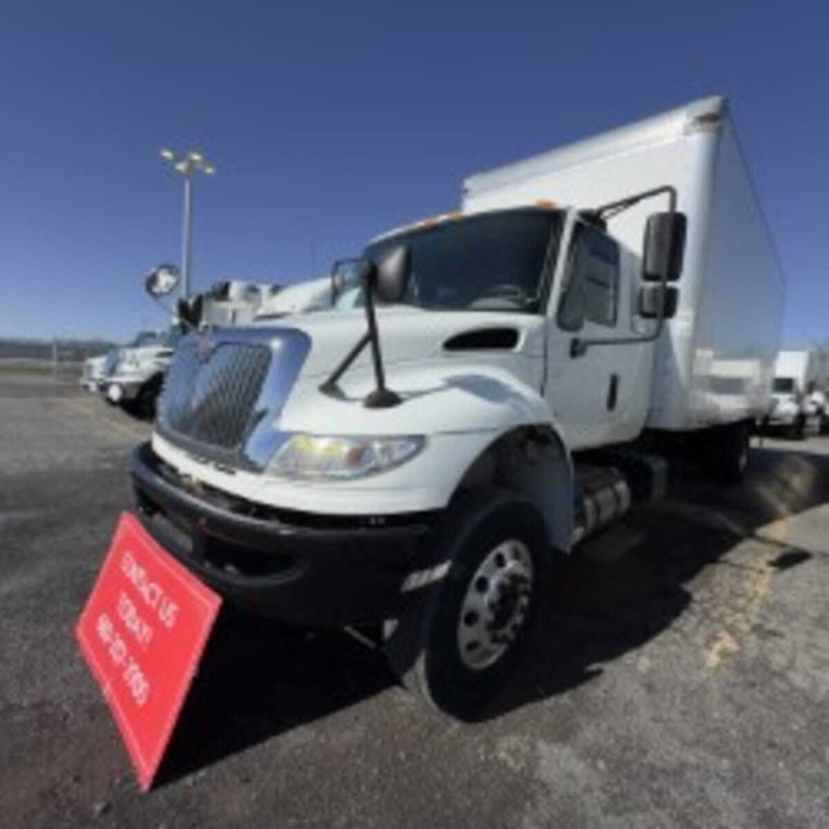 2018 INTERNATIONAL 4300 in Hampton, VA