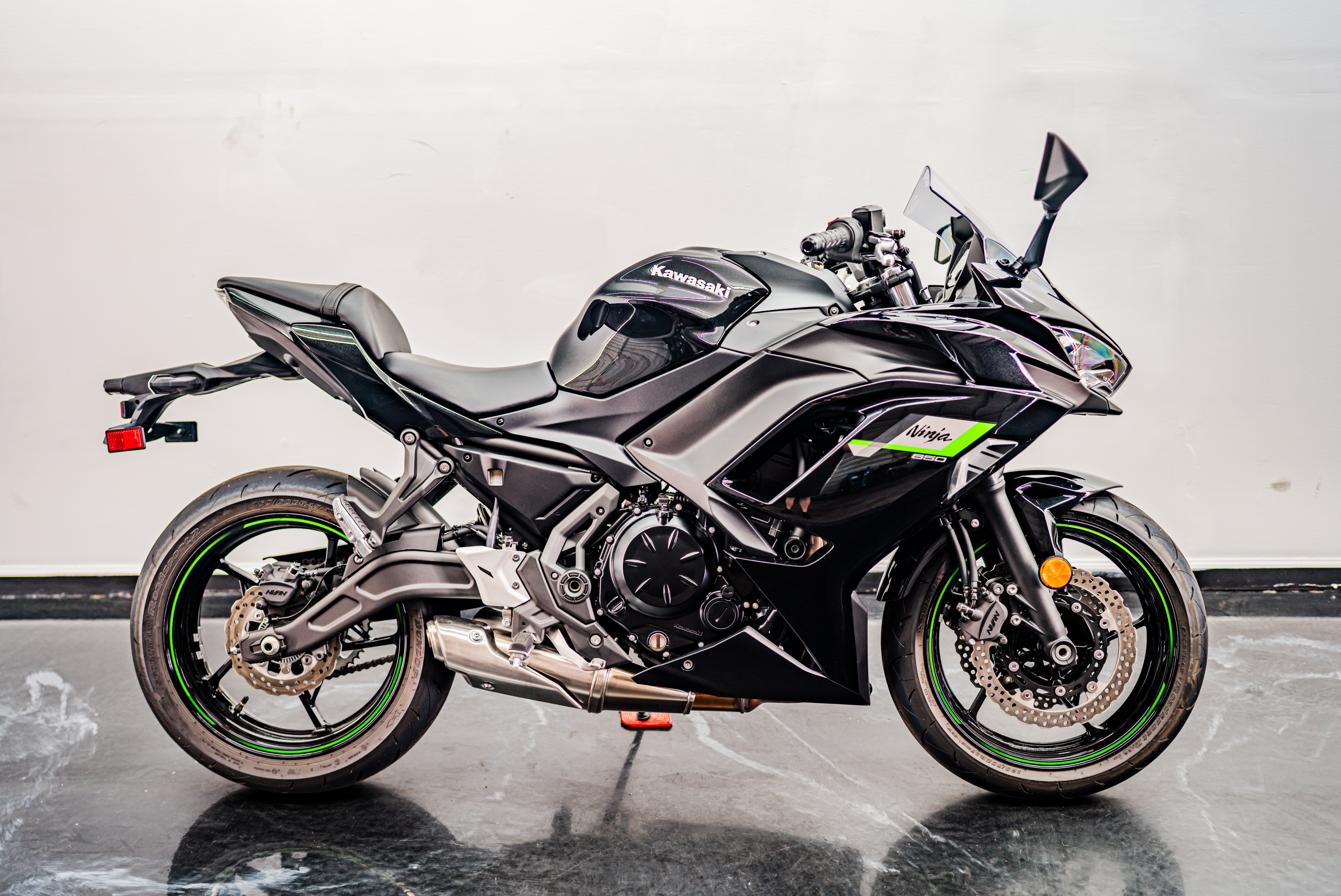 2025 Kawasaki Ninja® 650 BASE in Jacksonville, FL