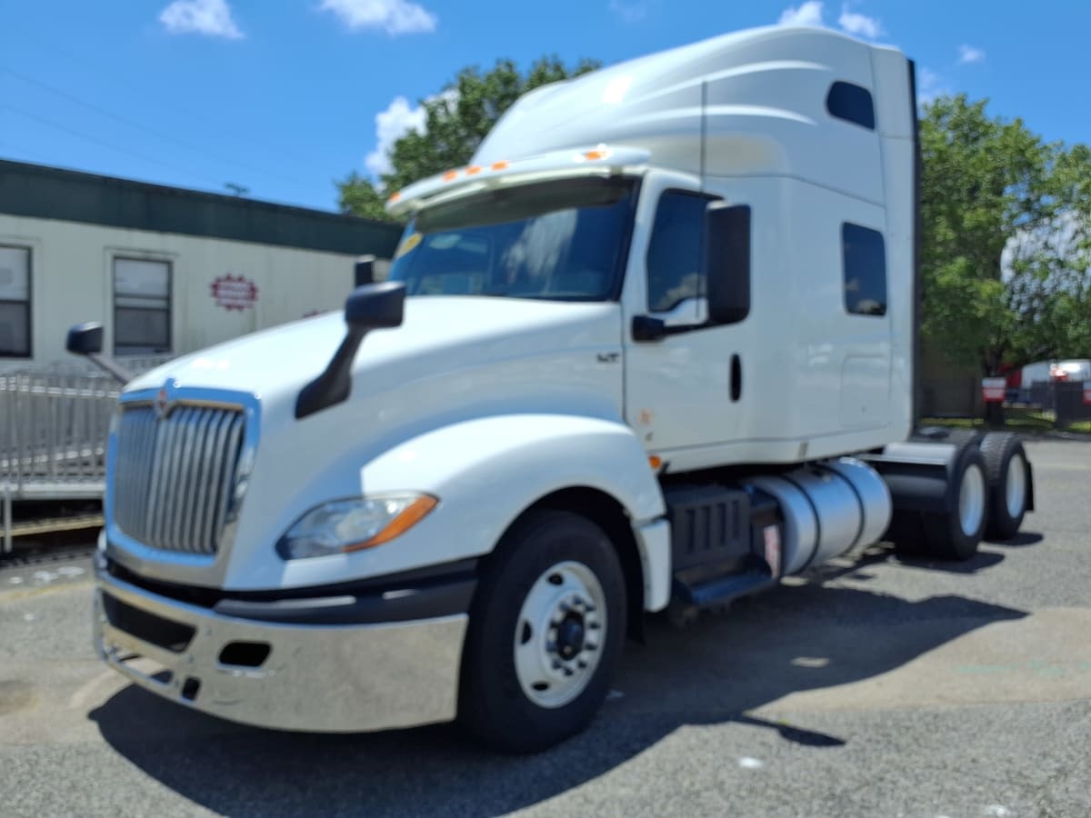 2020 INTERNATIONAL LT625 SLPR CAB in Knoxville, TN