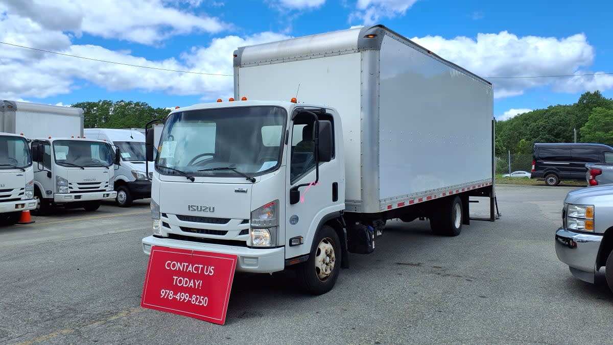 2020 ISUZU NRR in Salisbury, MA