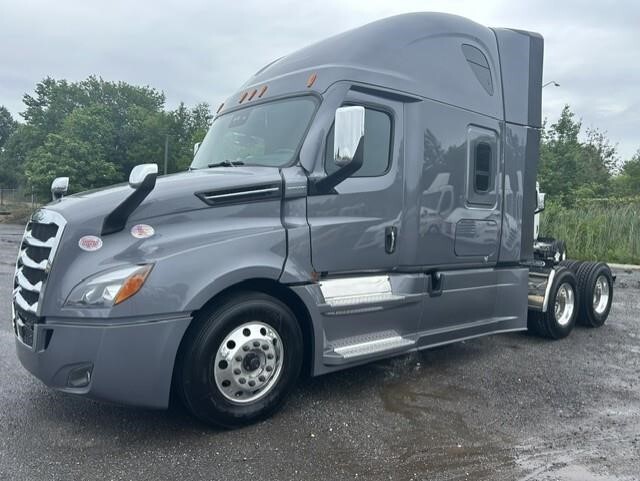 2027 FREIGHTLINER CASCADIA 126 in Landover, MD