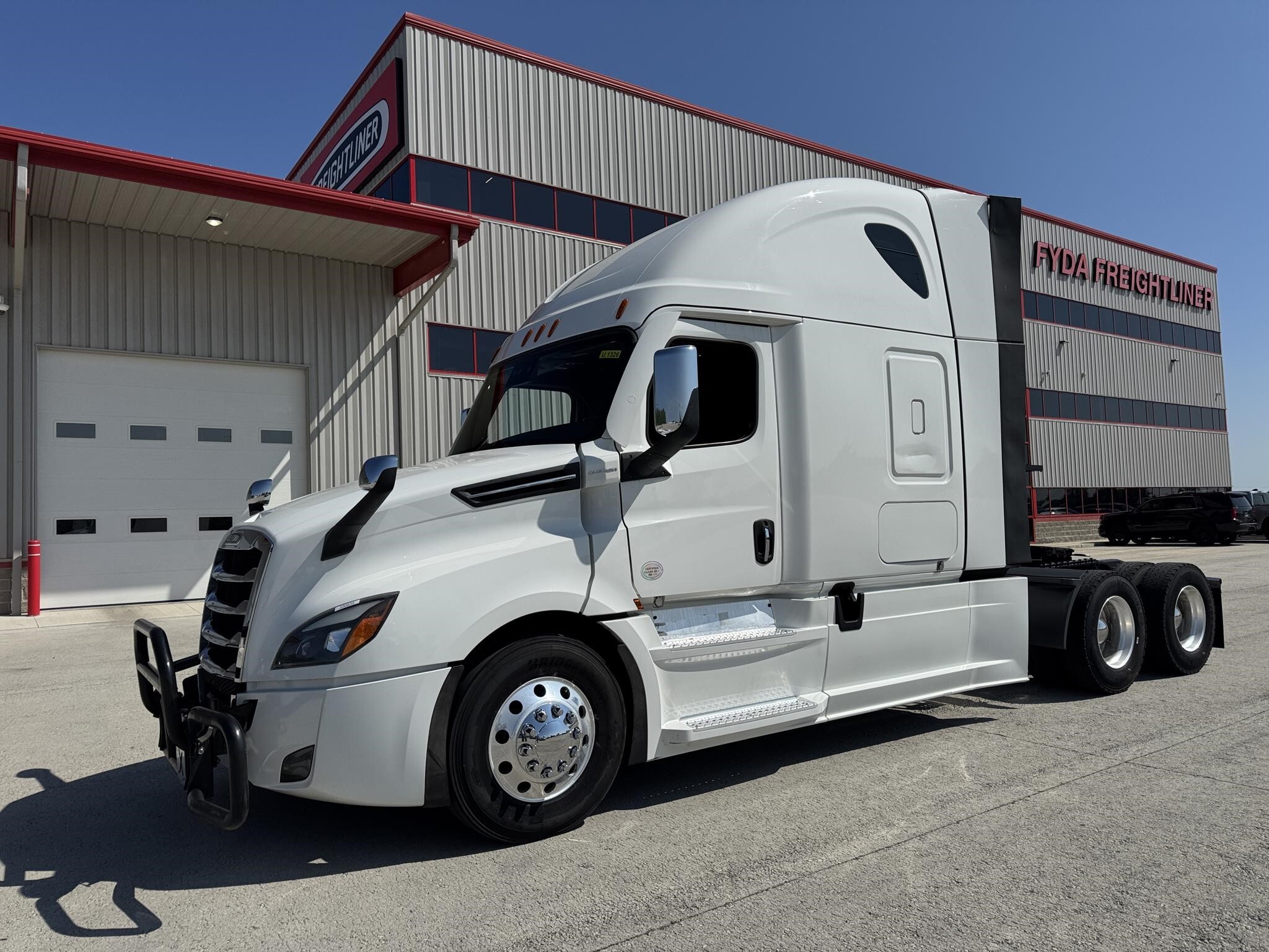 2023 FREIGHTLINER CASCADIA 126 in West Jefferson, OH