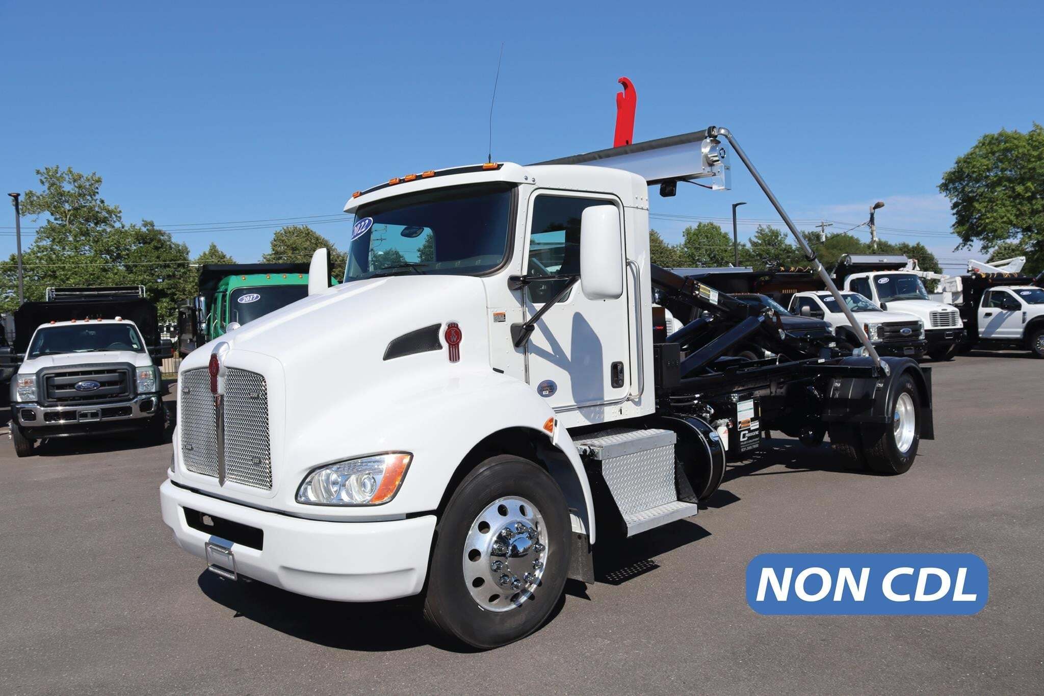 2022 KENWORTH T270 in Ronkonkoma, NY