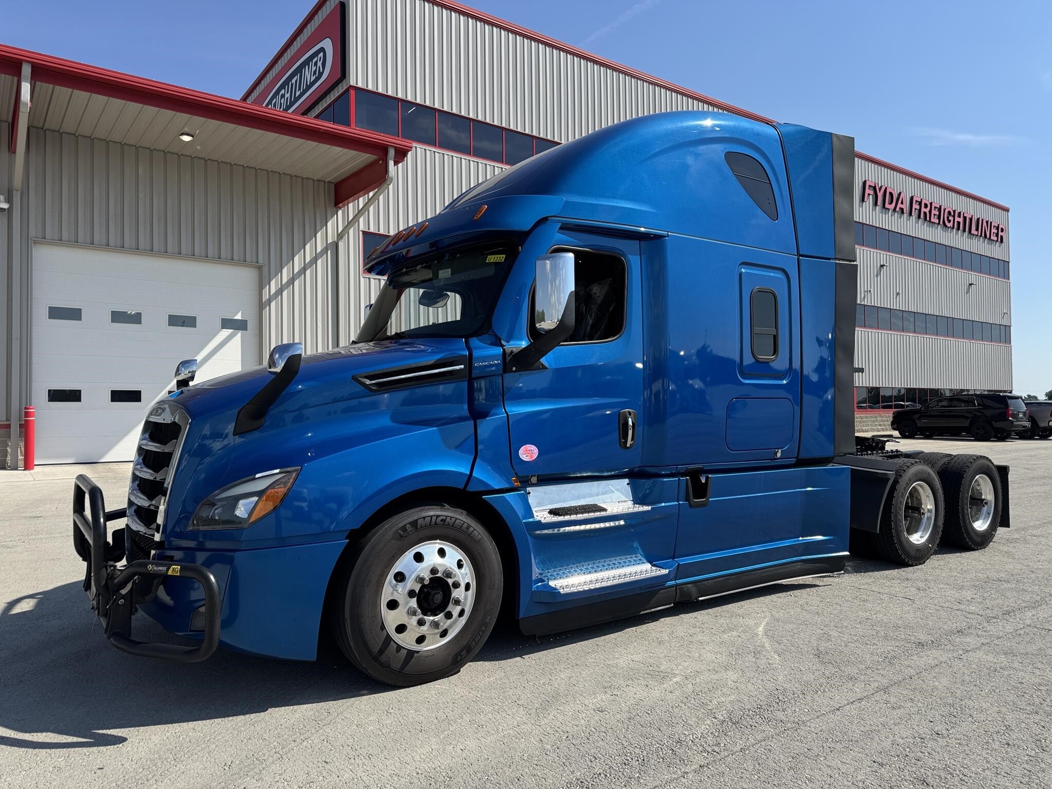 2022 FREIGHTLINER CASCADIA 126 in West Jefferson, OH