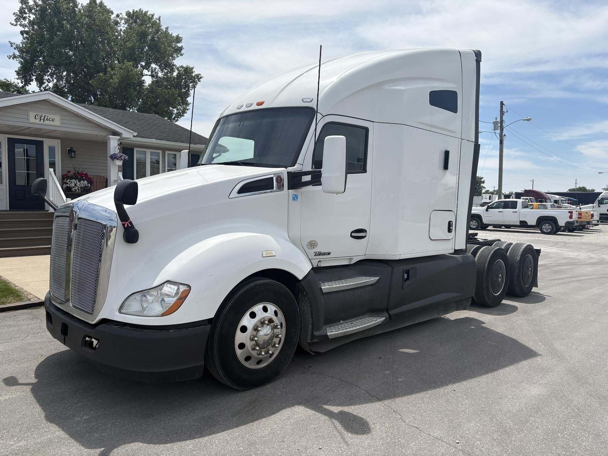 2020 KENWORTH T680 in South Bend, IN
