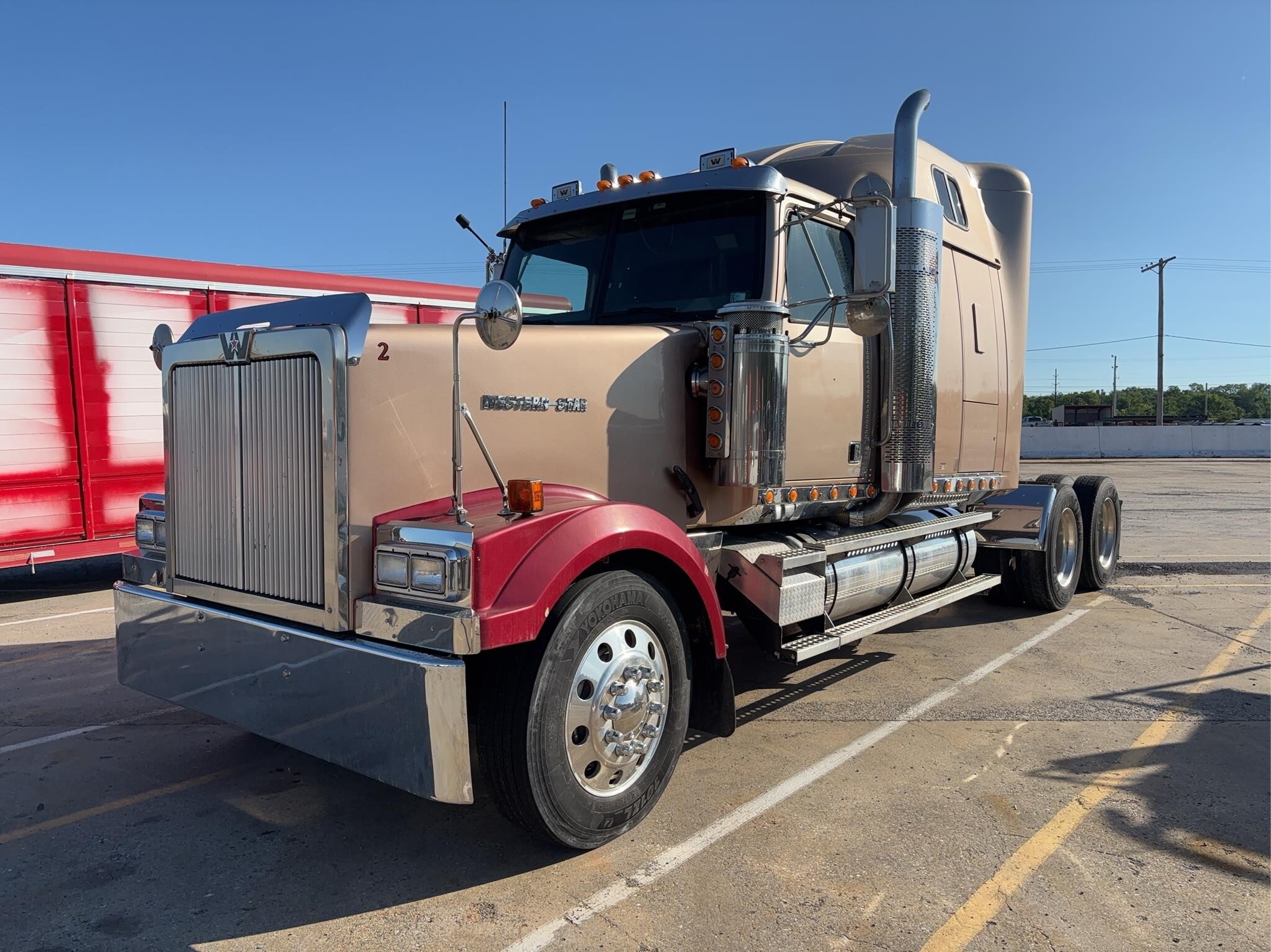 2005 WESTERN STAR CONVENTIONAL in Houston, TX