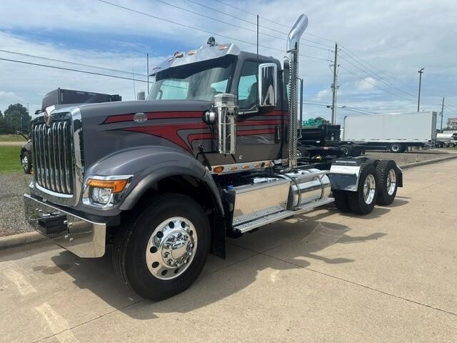 2027 INTERNATIONAL HX in Texarkana, AR
