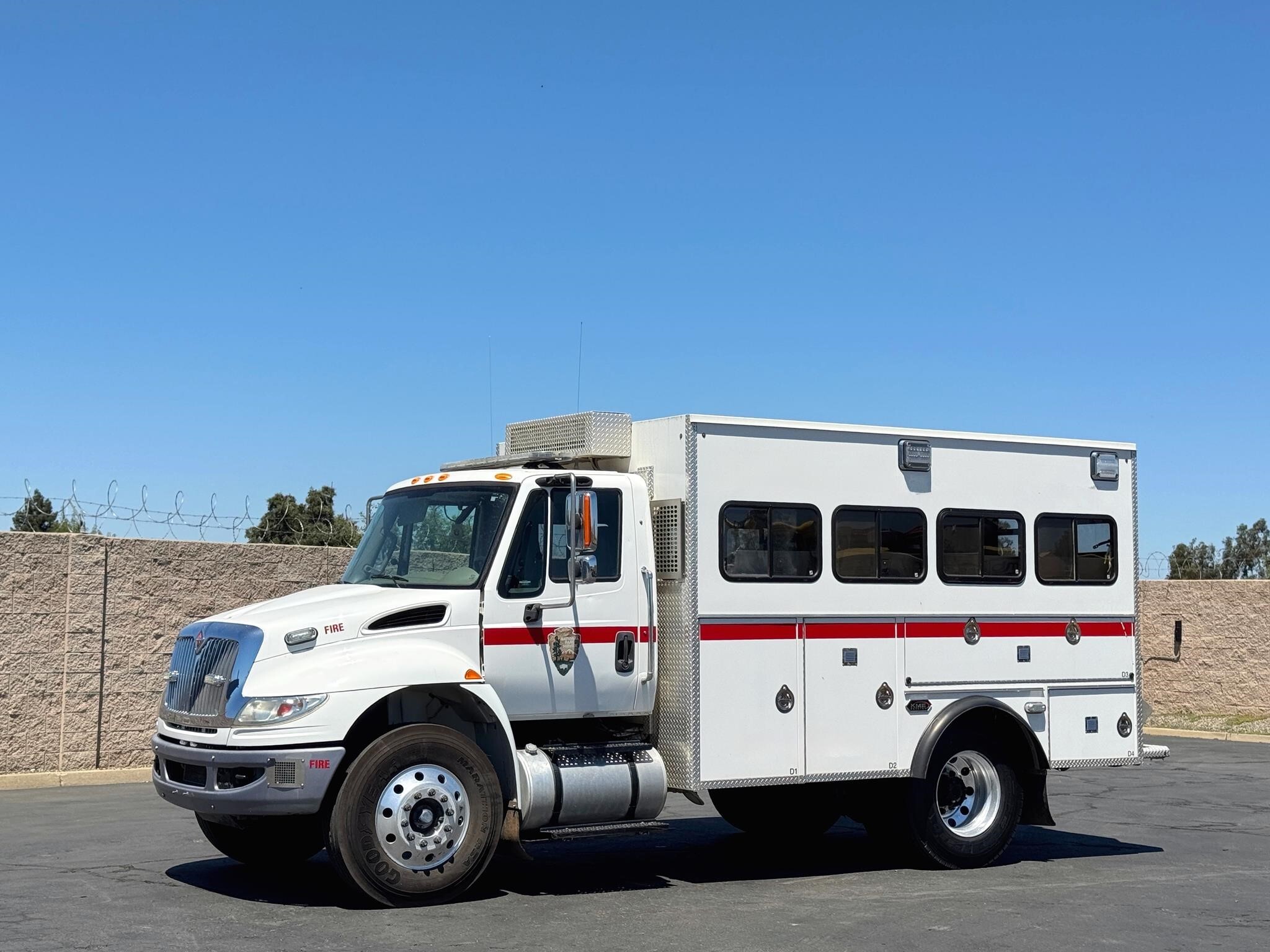2016 INTERNATIONAL DURASTAR 4400 in Sacramento, CA