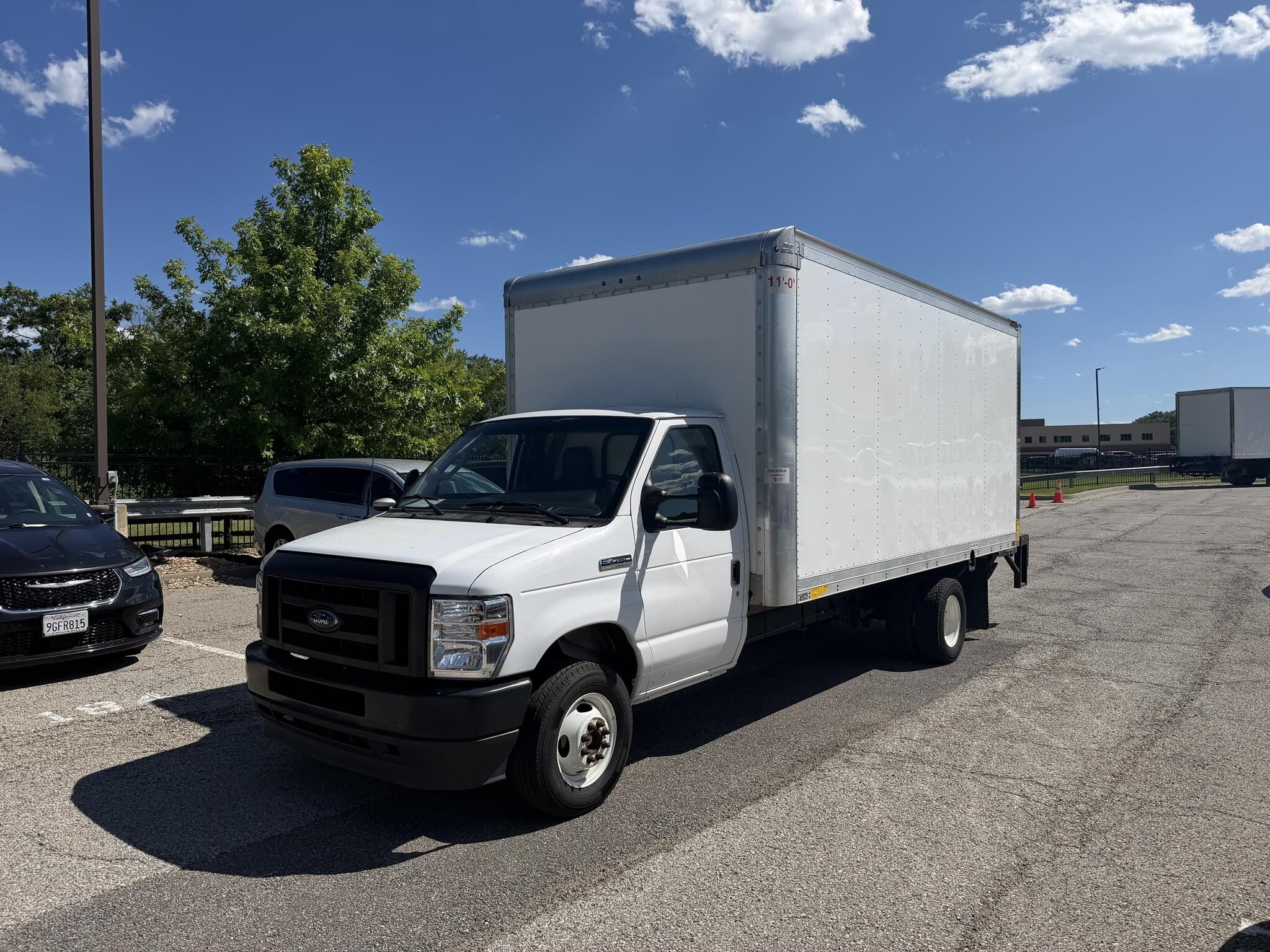 2023 FORD ECONOLINE in Independence, MO