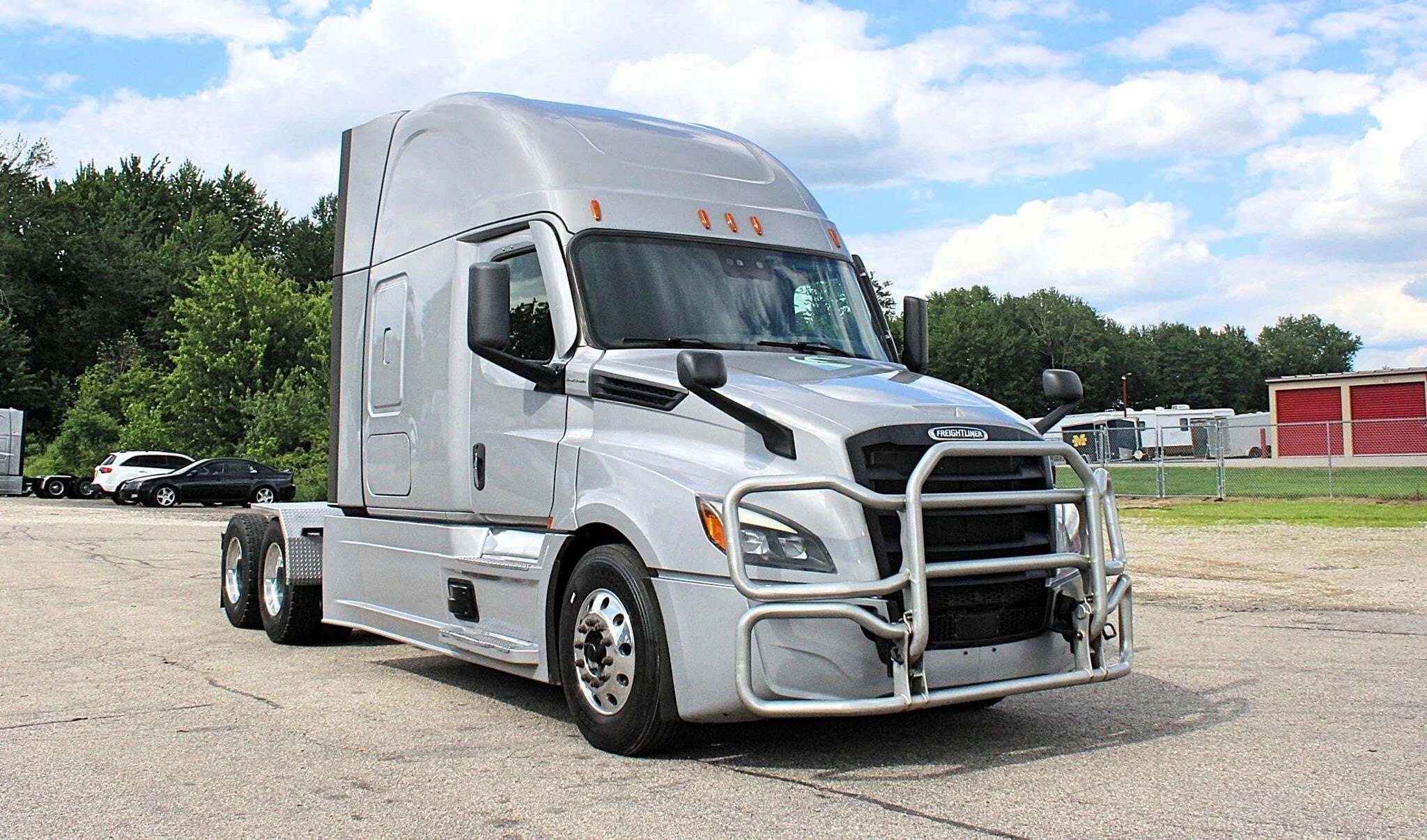 2021 FREIGHTLINER CASCADIA 126 in Byron Center, MI