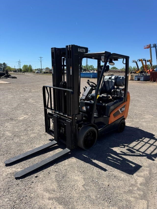 2021 DOOSAN GC30S-9 in Little Rock, AR