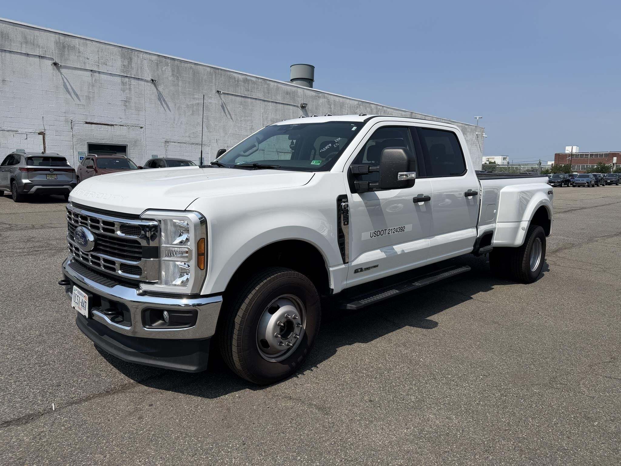 2025 FORD F350 in Linden, NJ