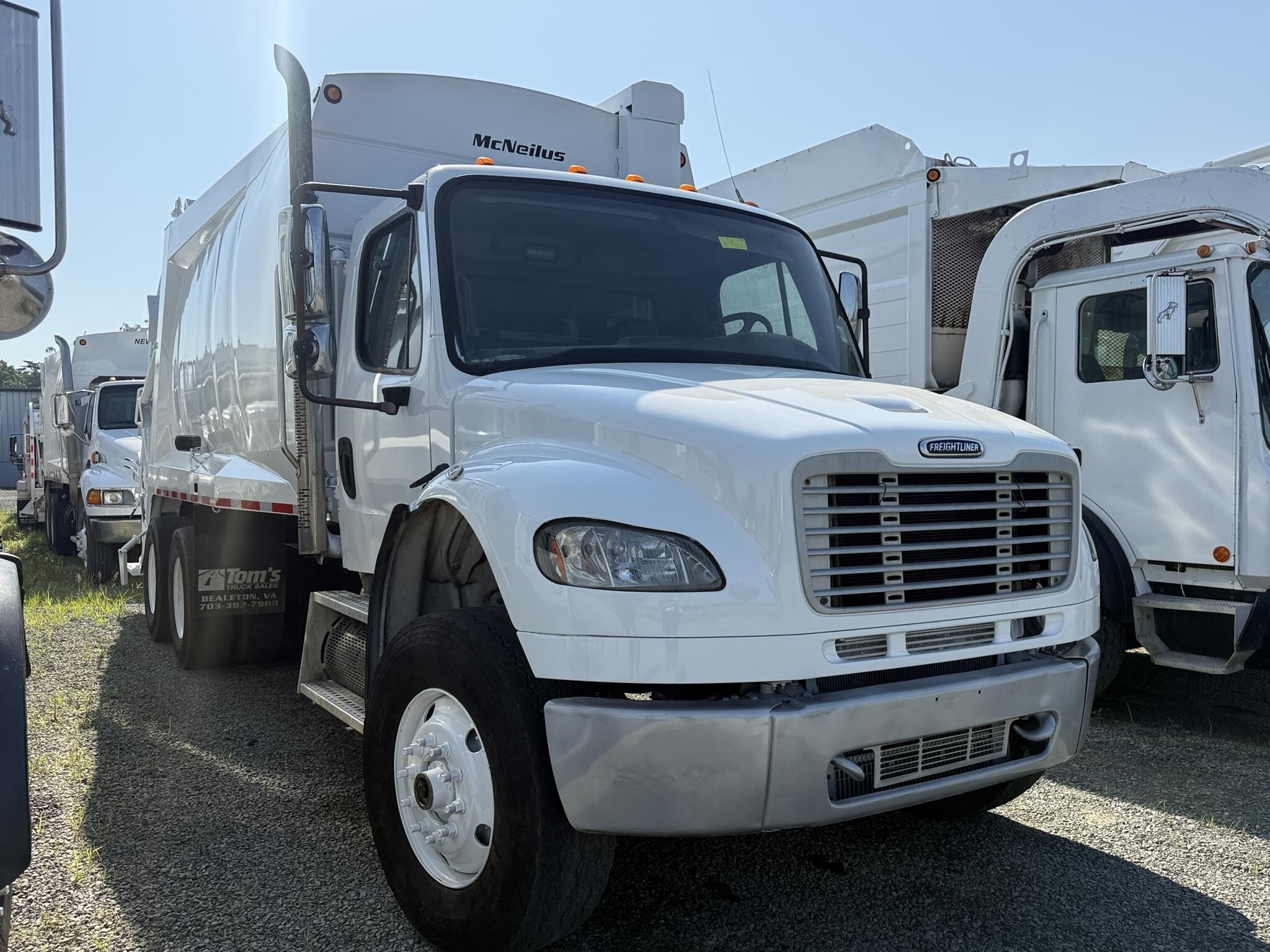 2009 FREIGHTLINER BUSINESS CLASS M2 106 in Bealeton, VA