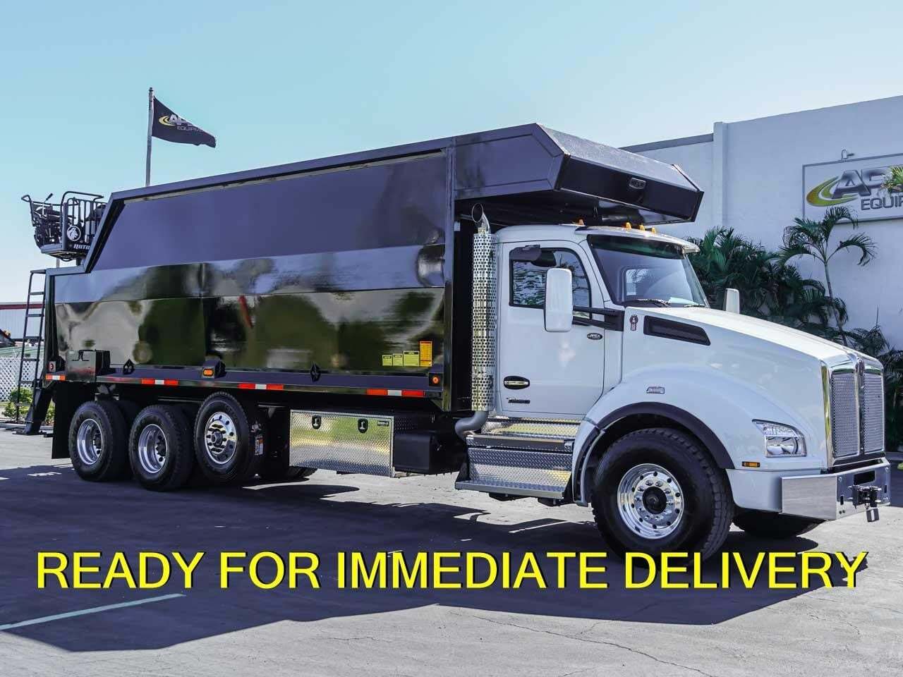 2027 KENWORTH T880 in West Palm Beach, FL