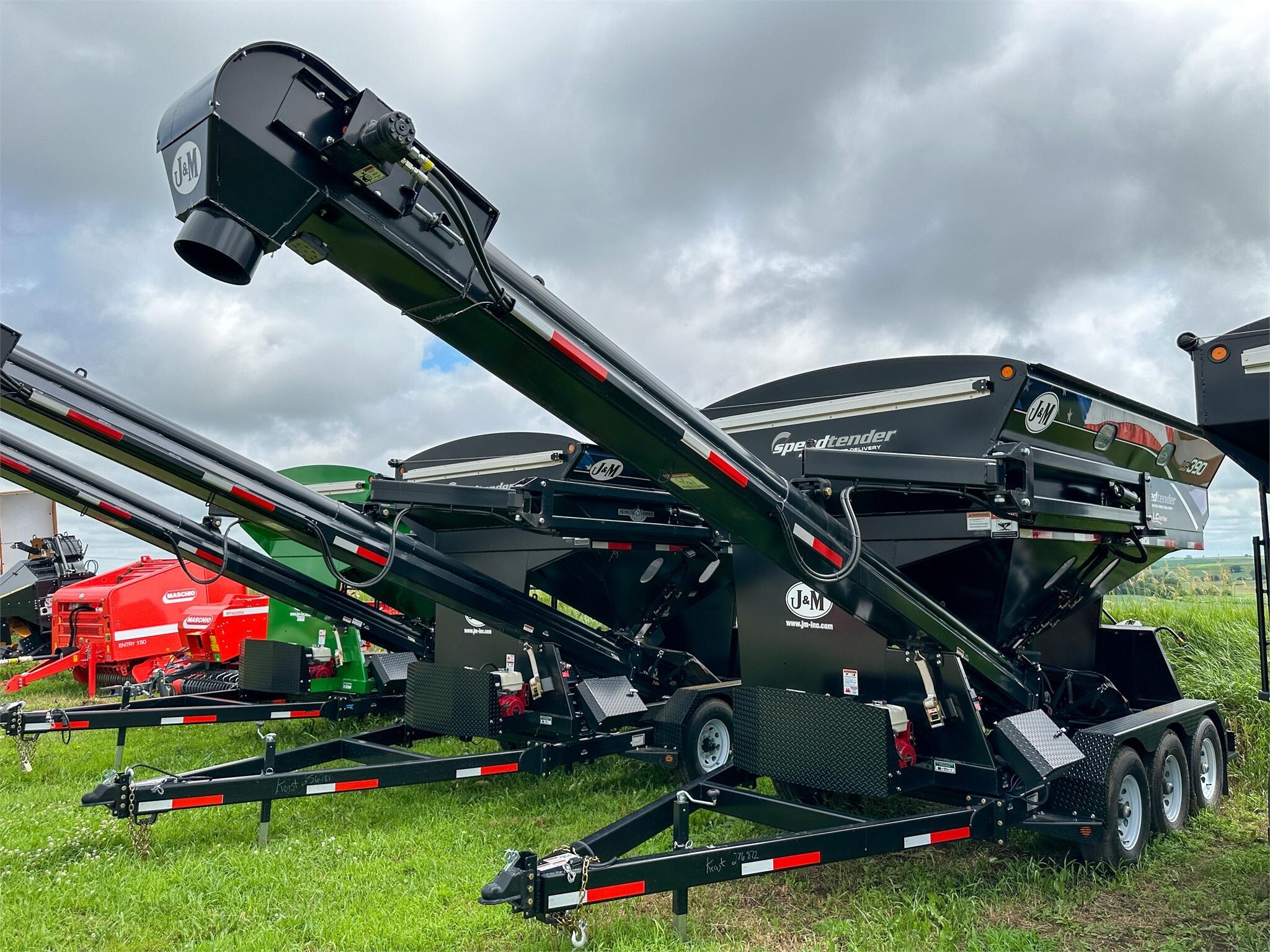 2026 J&M LC390 in Henderson, IA