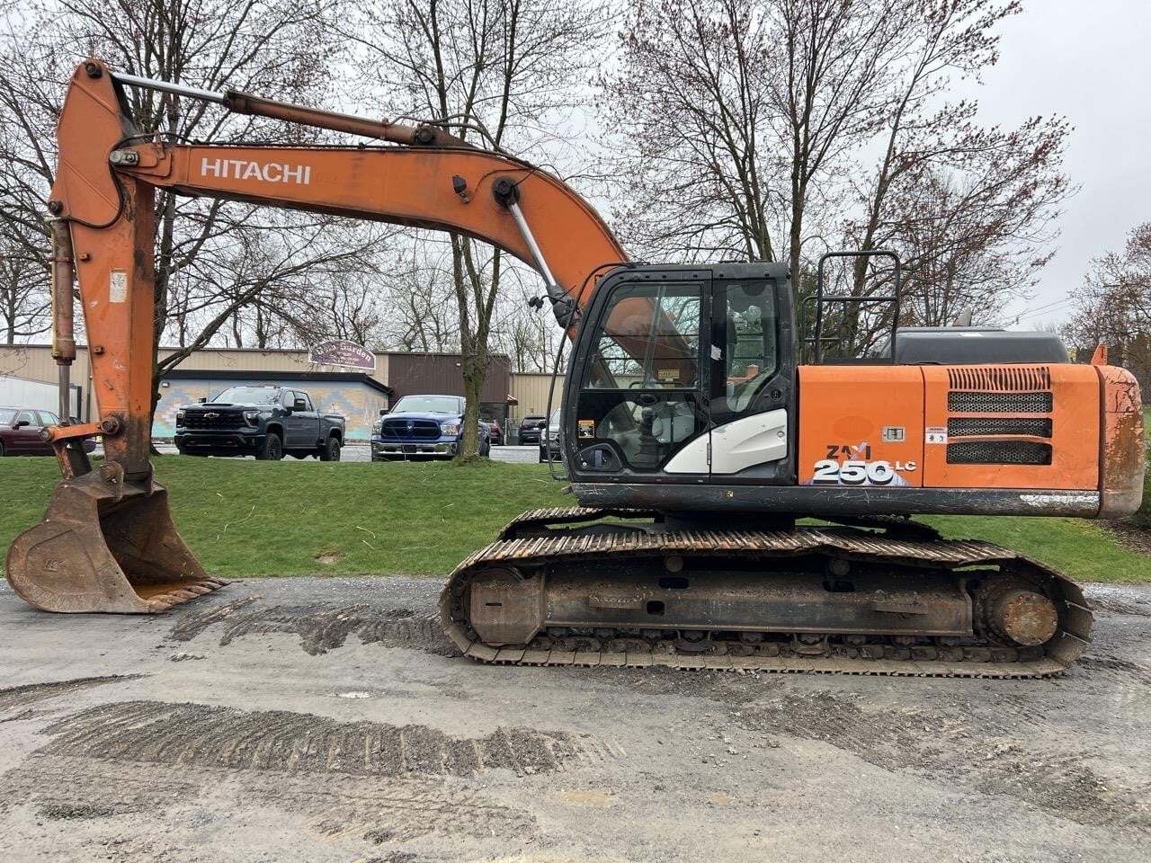 2017 HITACHI ZX250 LC-6 in Manheim, PA