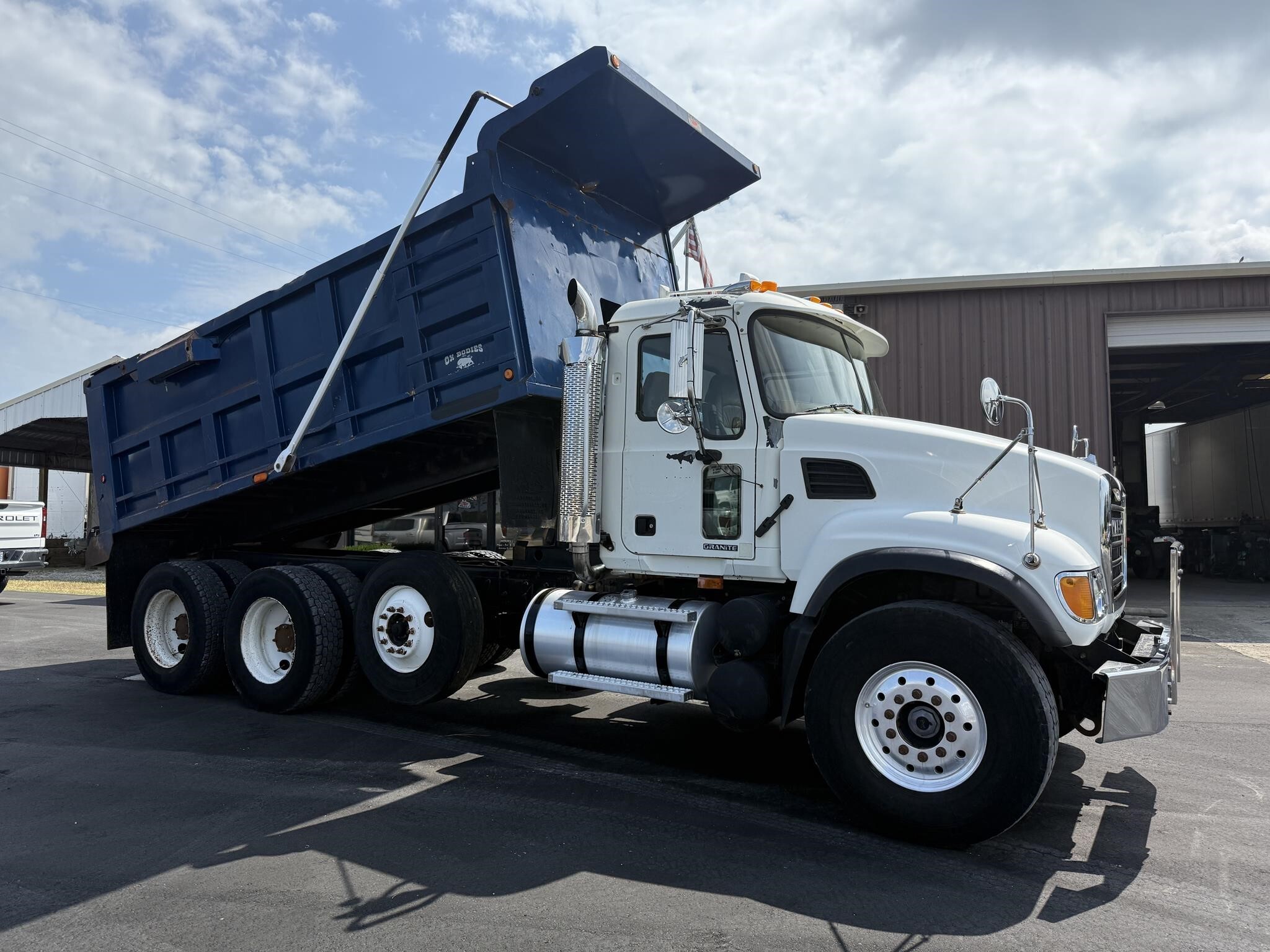 2007 MACK GRANITE CV713 in Wilmington, NC