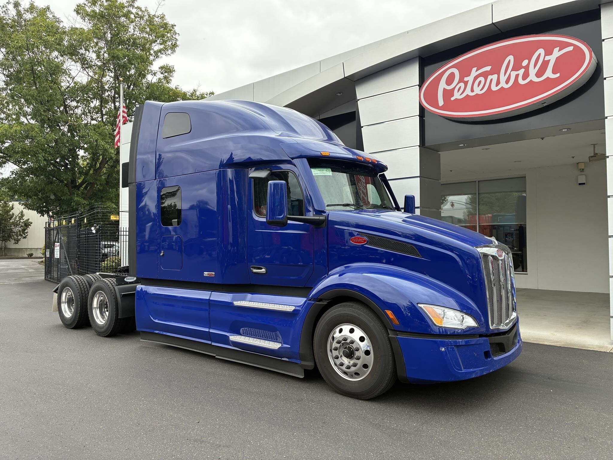 2027 PETERBILT 579 in Medford, OR