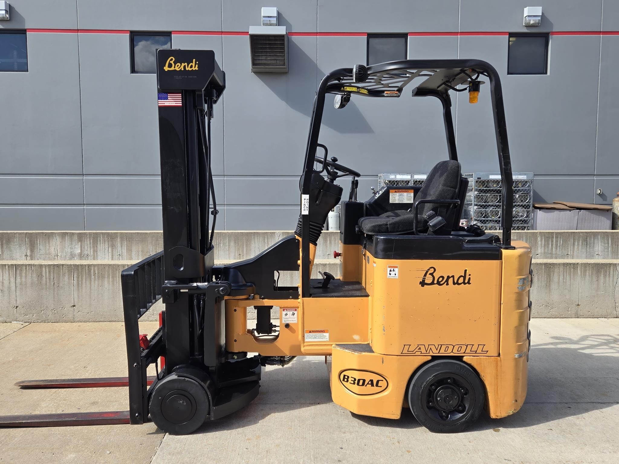 2009 BENDI B30/42E-180D in Rockdale, IL
