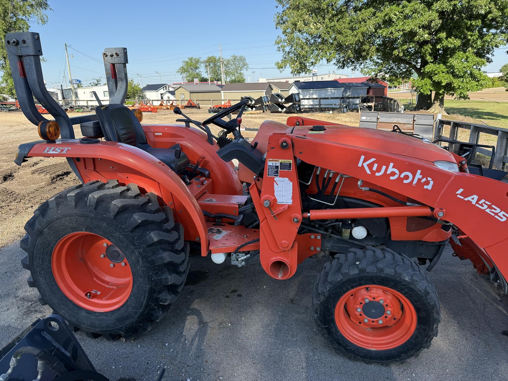 2018 KUBOTA L2501HST in Union City, TN