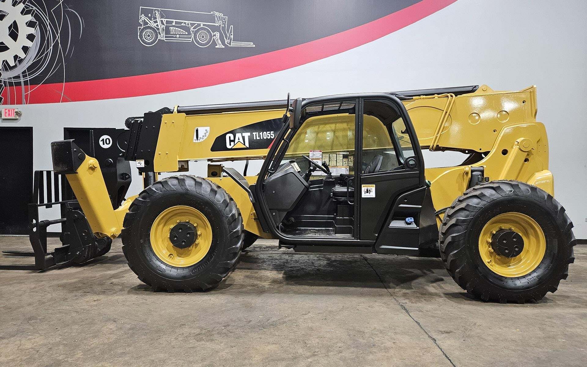 2017 CATERPILLAR TL1055 in Dallas, TX