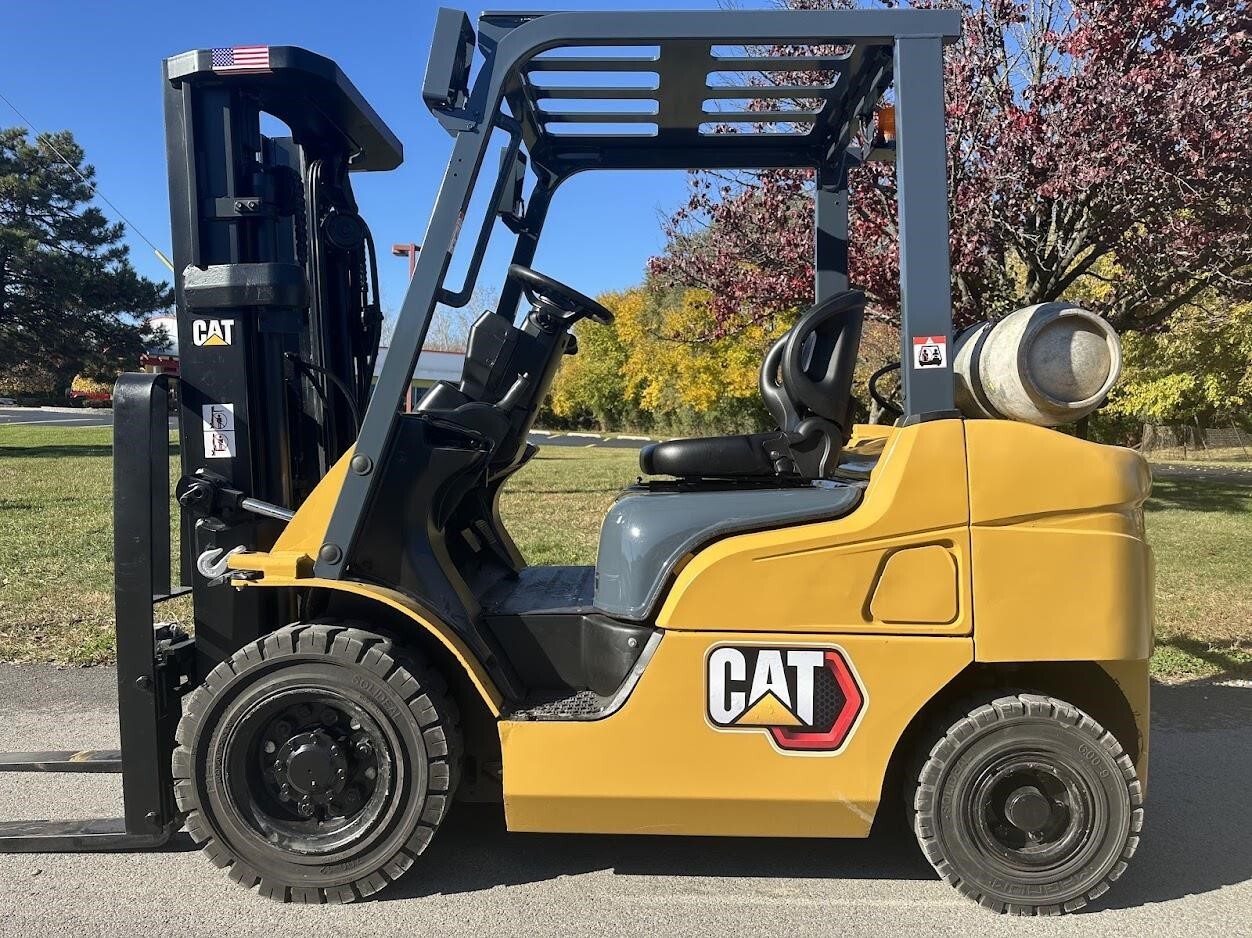 2014 MITSUBISHI FG25N in Rockdale, IL