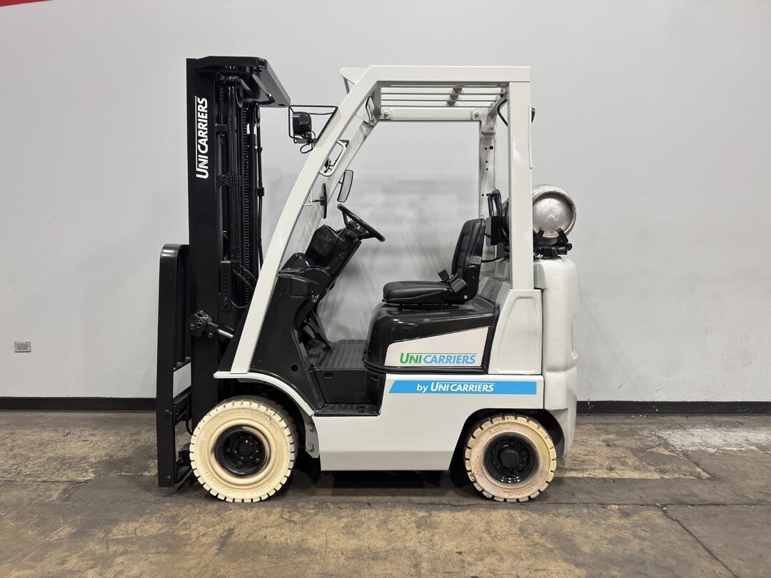 2020 UNICARRIERS AF30 in Dallas, TX