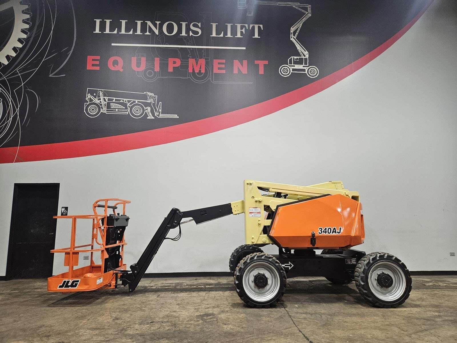 2018 JLG 340AJ in Dallas, TX