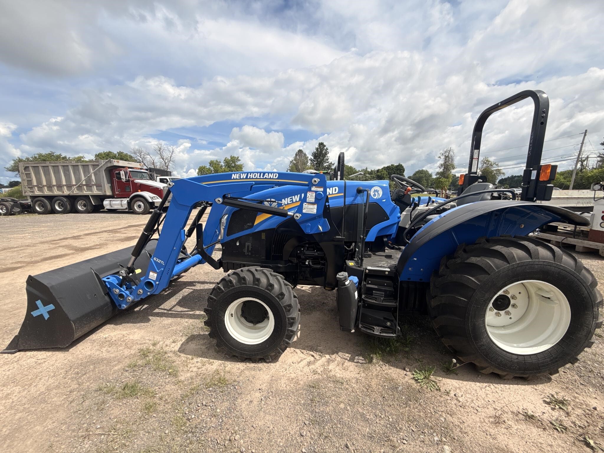 2022 NEW HOLLAND WORKMASTER 95 in Essington, PA