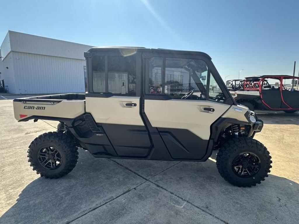 2026 Can-Am Defender MAX Limited HD11 Desert Tan & Carbon Black UTV/Utility ATV