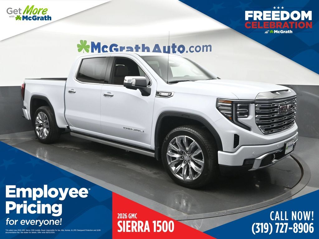 2026 GMC SIERRA in Cedar Rapids, IA