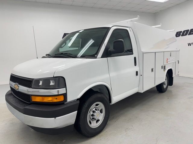 2026 CHEVROLET Express 3500 in Louisville, KY