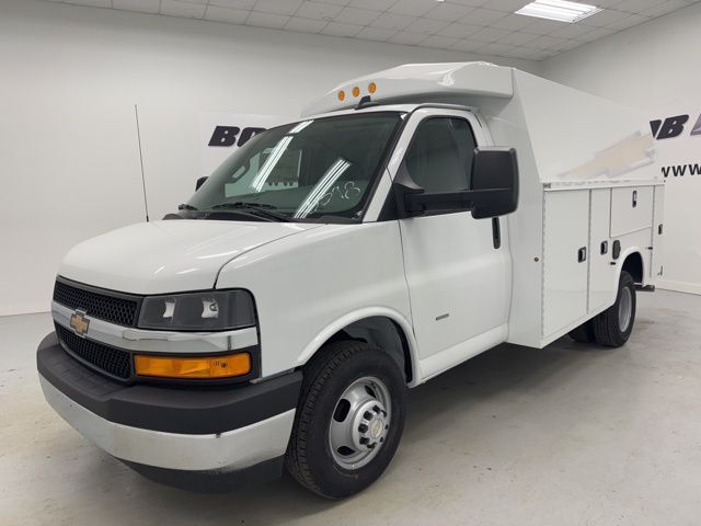 2026 CHEVROLET Express 3500 in Louisville, KY