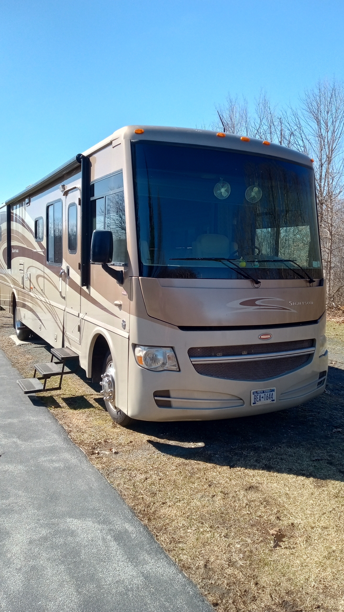 2012 Winnebago SIGHTSEER 35 in mechanicville NY