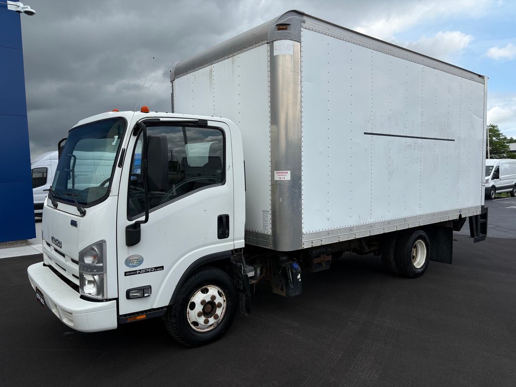 2014 ISUZU NPR HD in Menomonee Falls, WI