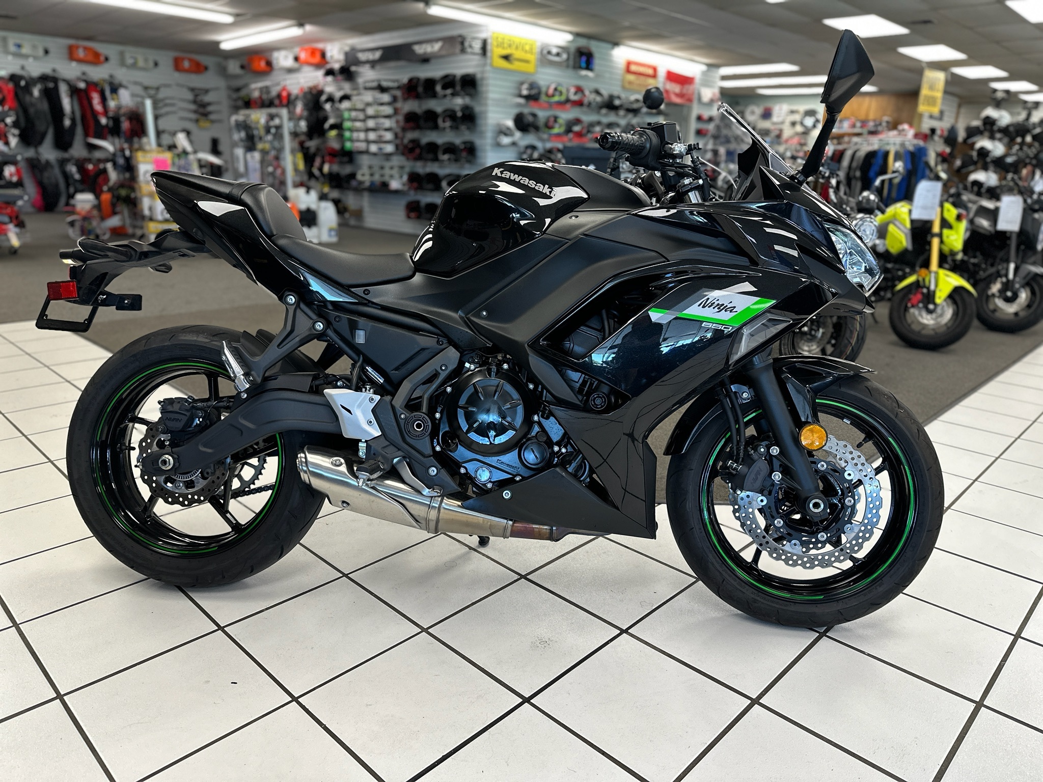 2025 Kawasaki Ninja® 650 BASE in Del City, OK