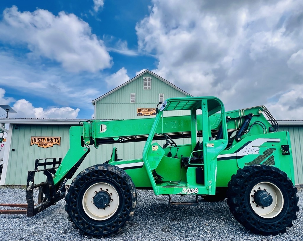 2015 SKYTRAK 6036 in Chambersburg, PA