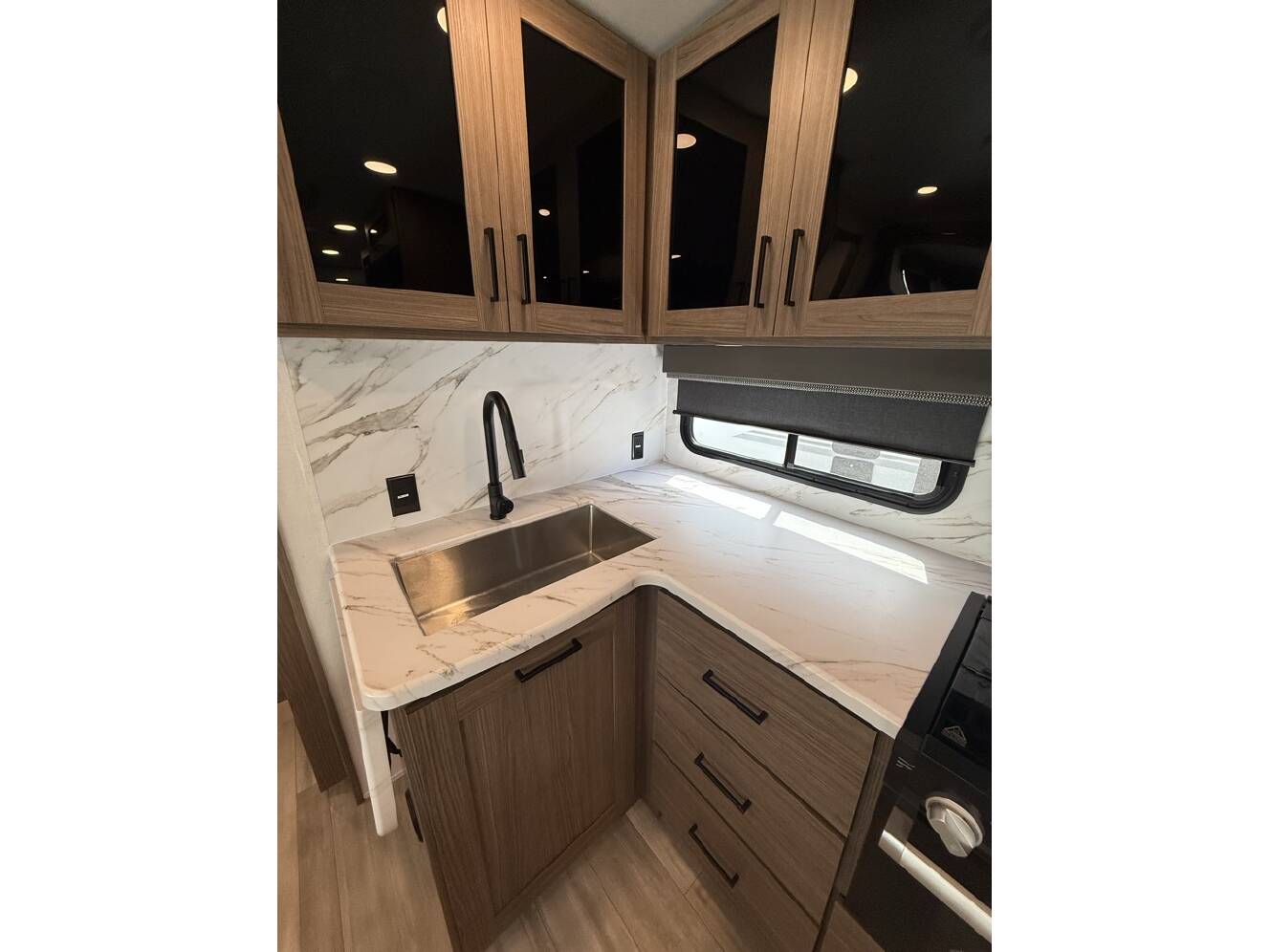 A photo of this 2024 Alliance Rv DELTA 281BH
